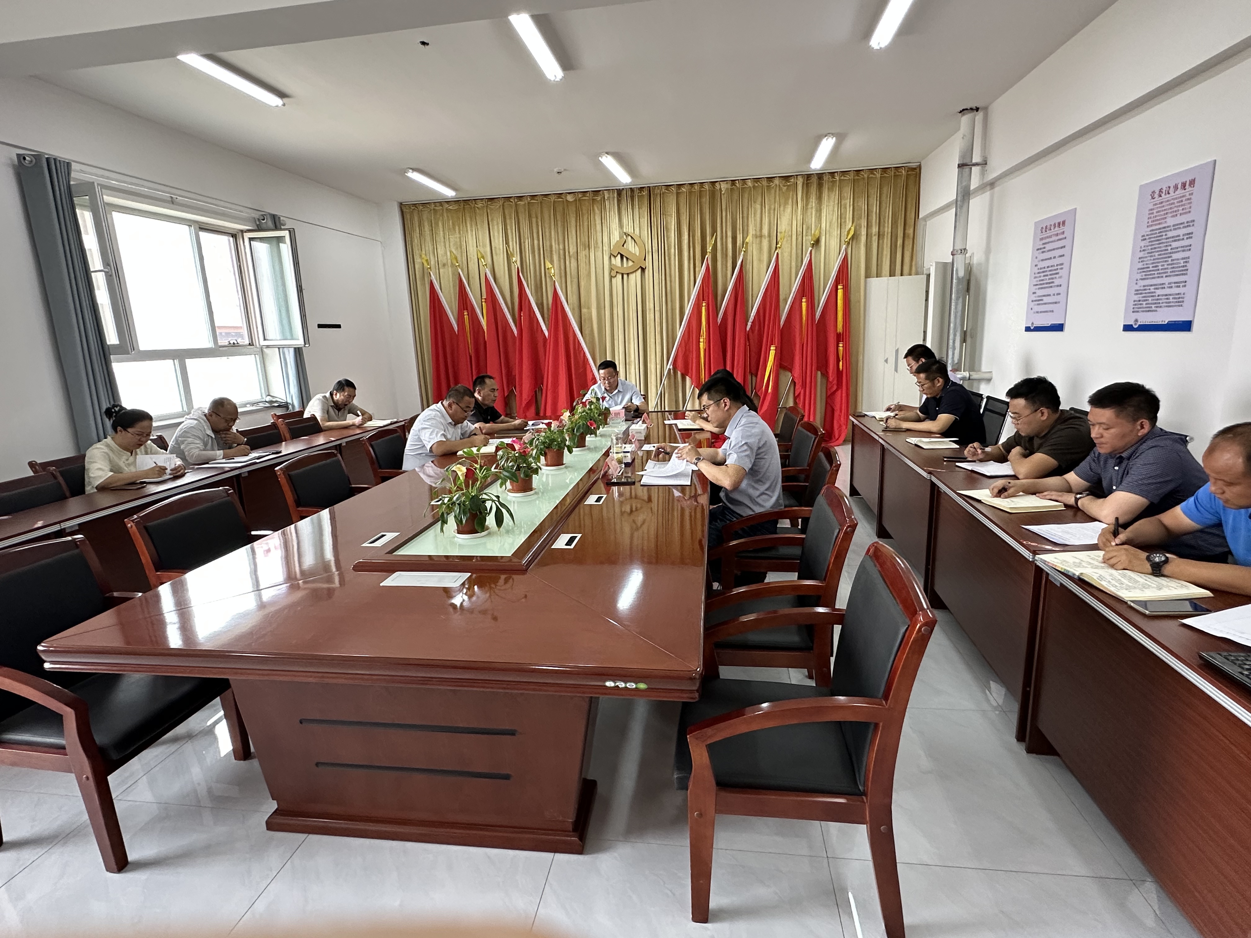 强化统筹 压实责任(图2)